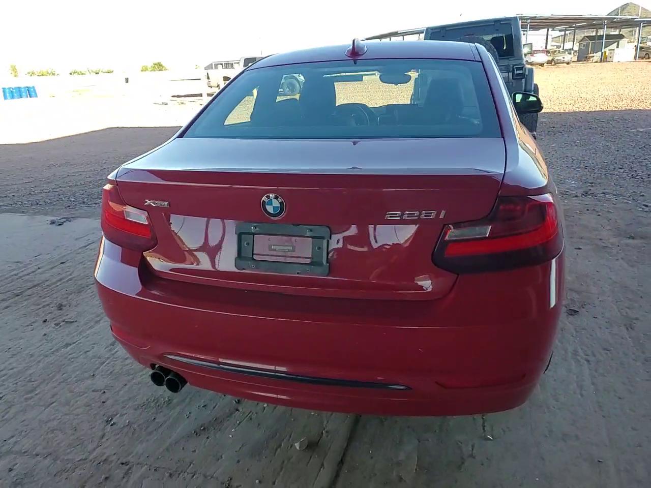 Фото: WBA1G9C56GV726189