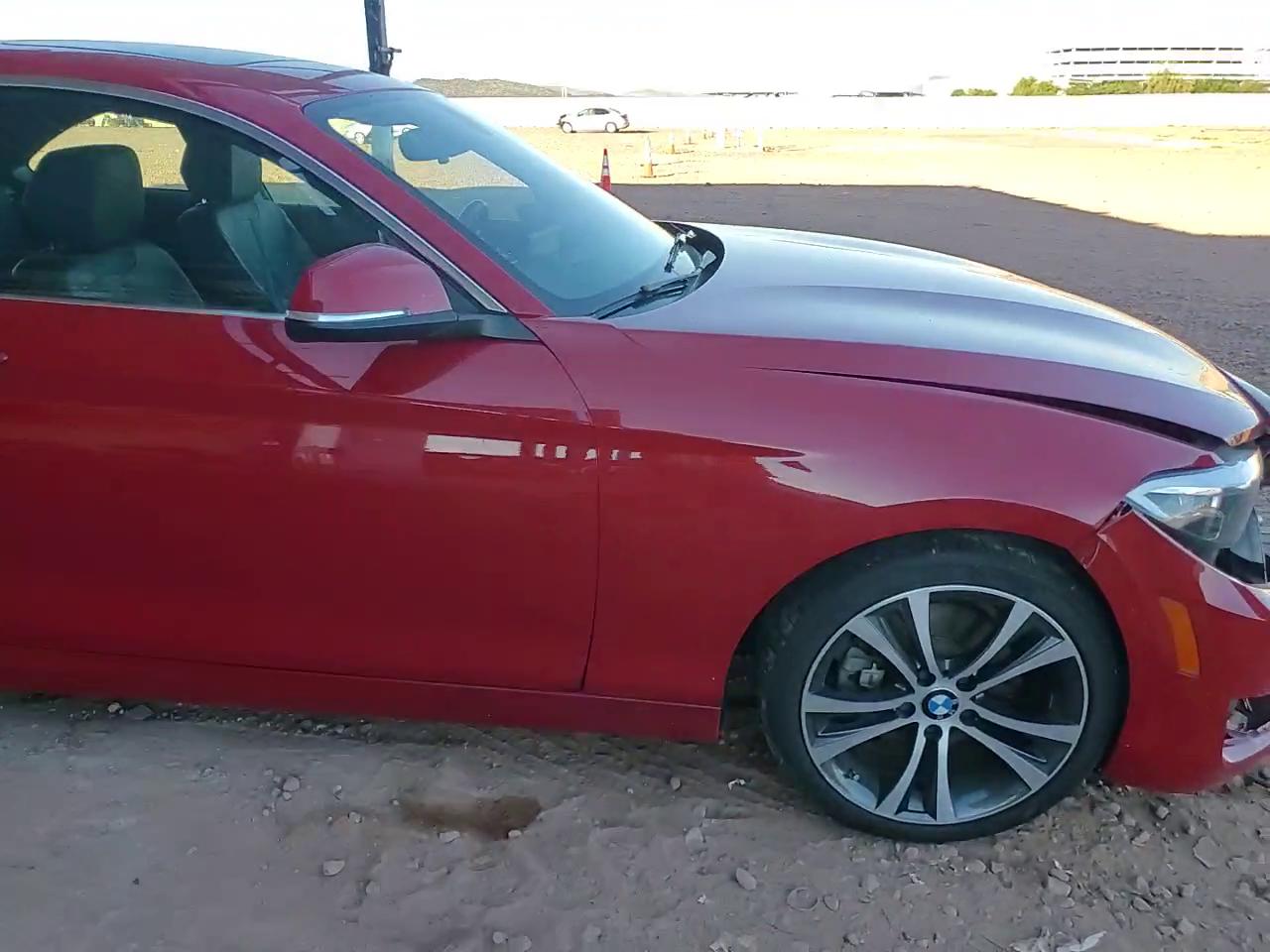 Фото: WBA1G9C56GV726189