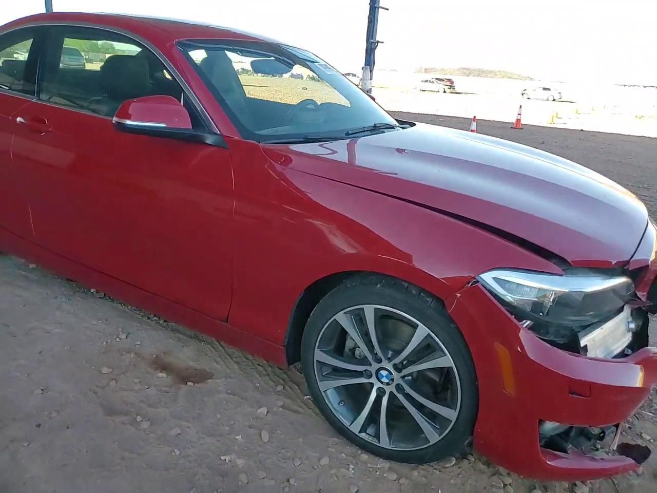 Фото: WBA1G9C56GV726189