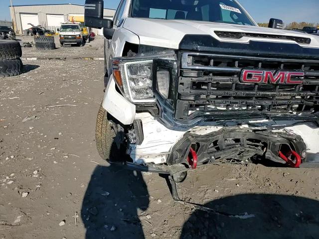 2022 GMC Sierra K2500 At4 VIN: 1GT49PEY9NF290967 Lot: 90068015