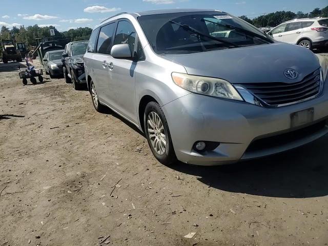 2015 Toyota Sienna Xle VIN: 5TDYK3DC1FS558612 Lot: 85305655