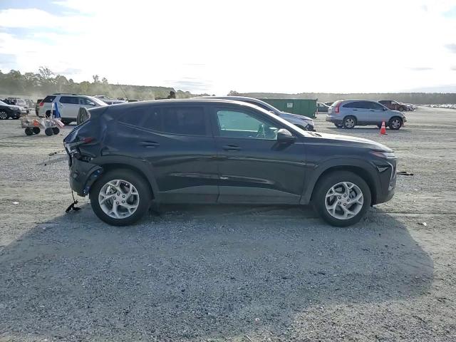 2025 Chevrolet Trax Ls VIN: KL77LFEPXSC139226 Lot: 82385835