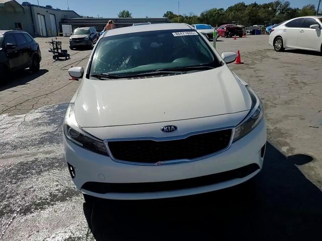 2018 Kia Forte Lx VIN: 3KPFK4A76JE168564 Lot: 86471655