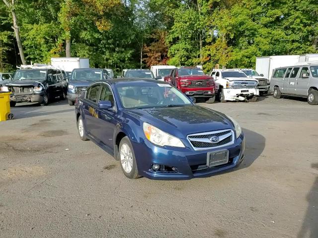 2011 Subaru Legacy 2.5I Premium VIN: 4S3BMBC61B3240684 Lot: 82200115