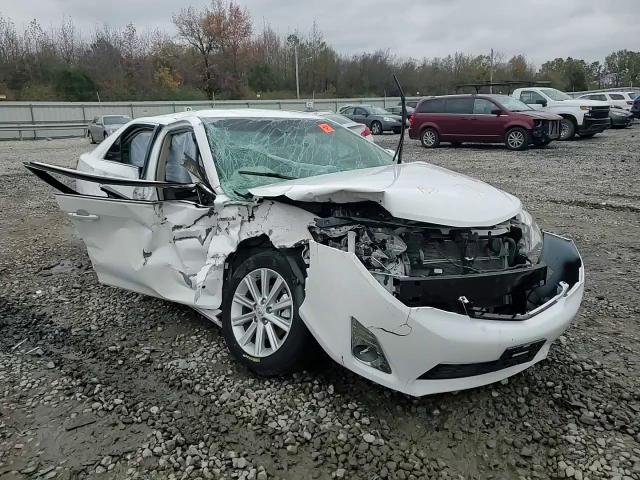 2013 Toyota Camry - Image 10