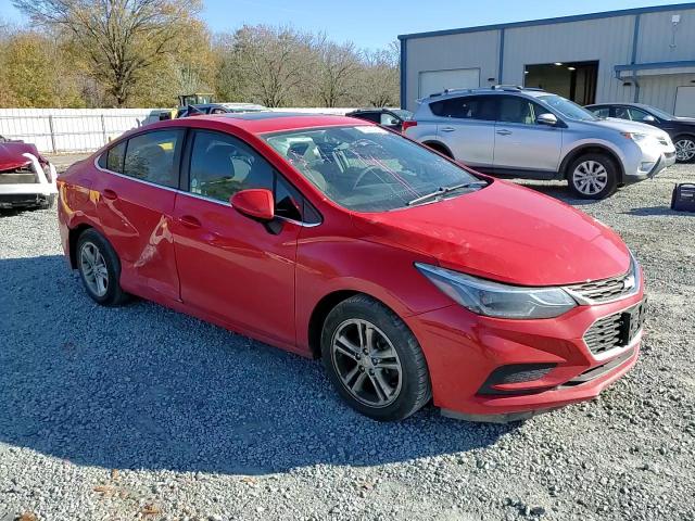 2018 Chevrolet Cruze Lt VIN: 1G1BE5SMXJ7127931 Lot: 78207403