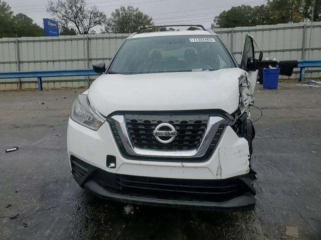 2018 Nissan Kicks S VIN: 3N1CP5CU8JL530759 Lot: 77322463