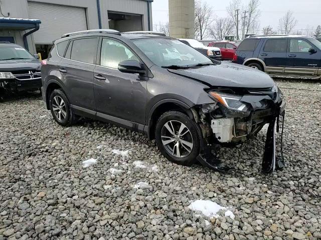 2017 Toyota Rav4 Xle VIN: 2T3RFREV8HW672216 Lot: 81470094