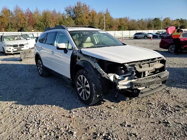 2015 Subaru Outback - Image 12