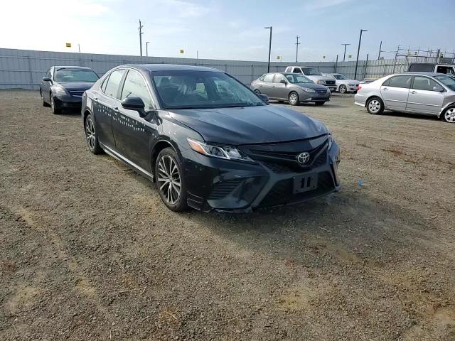 2018 Toyota Camry L VIN: 4T1B11HK6JU551833 Lot: 78833614