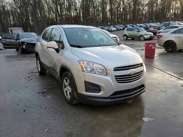 2016 Chevrolet Trax Ls VIN: 3GNCJNSB7GL261930 Lot: 81881464