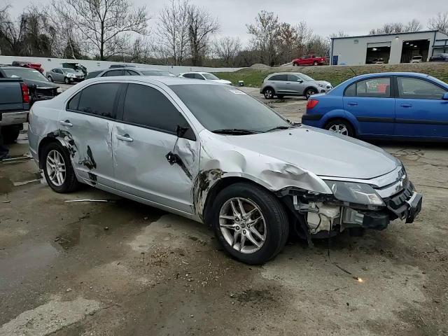 2010 Ford Fusion - Image 11