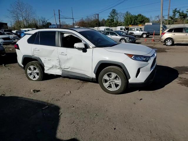 2019 Toyota Rav4 Xle VIN: 2T3P1RFV8KW057175 Lot: 80417924