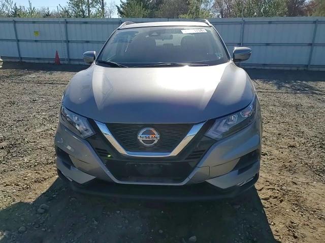 2020 Nissan Rogue - Image 12