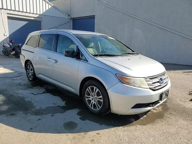 2012 Honda Odyssey - Image 14