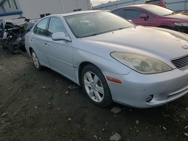 2006 Lexus ES - Image 10