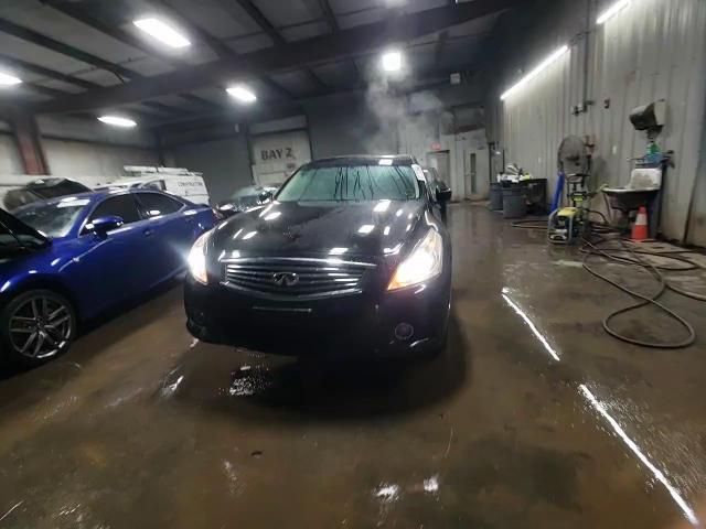 2012 Infiniti G - Image 13