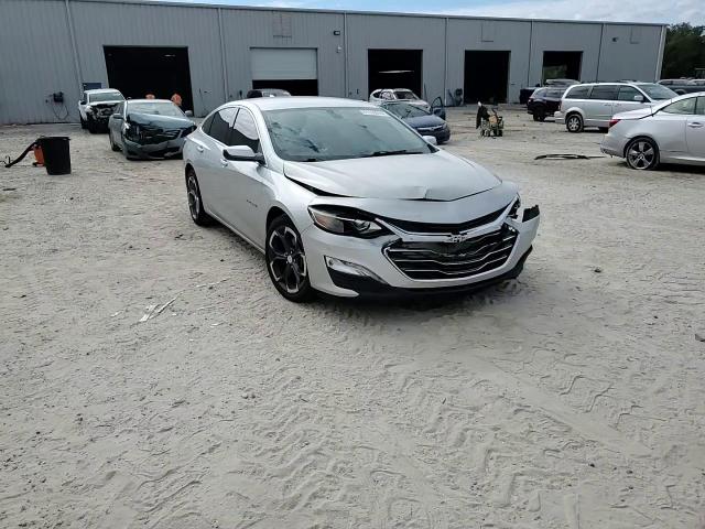 2020 Chevrolet Malibu Lt VIN: 1G1ZD5ST5LF104428 Lot: 81118074