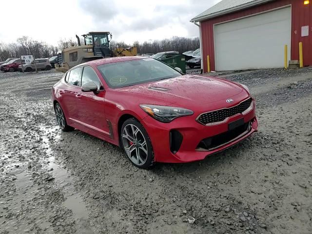 2019 Kia Stinger - Image 13