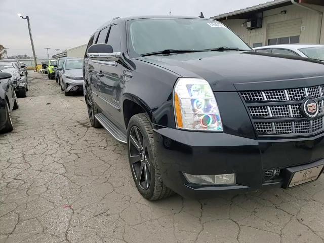 2012 Cadillac Escalade - Image 11