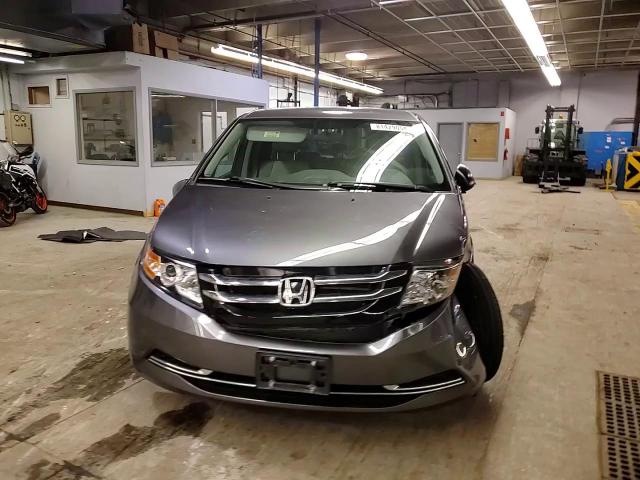2016 Honda Odyssey - Image 12