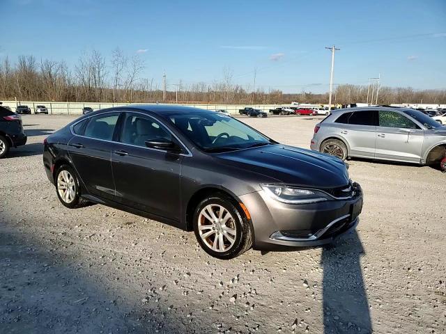 2015 Chrysler 200 - Image 13