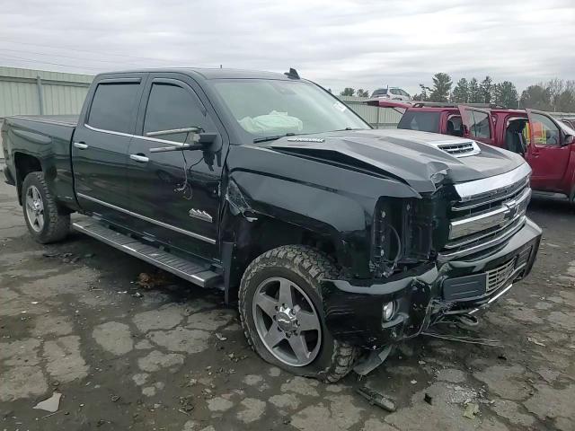 2018 Chevrolet Silverado - Image 10