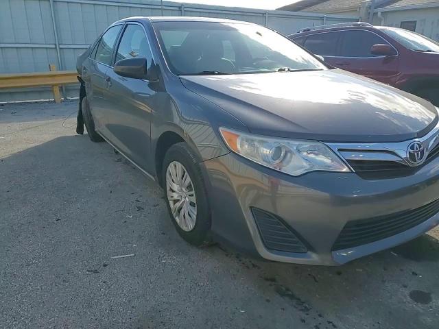 2012 Toyota Camry - Image 11