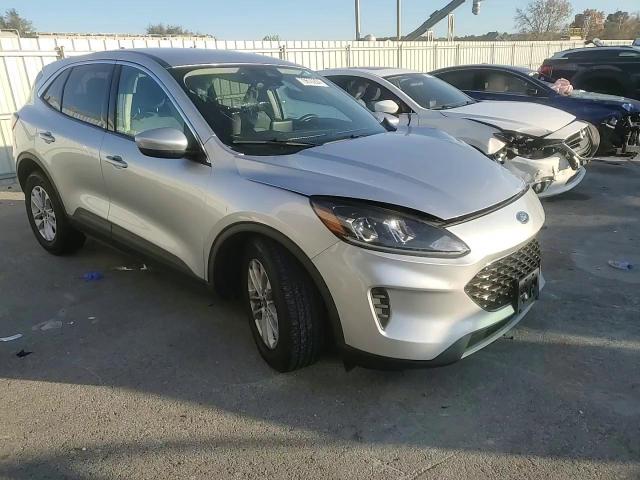 2020 Ford Escape - Image 11
