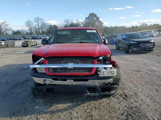 2005 Chevrolet Silverado - Image 11