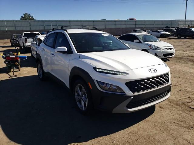 2022 Hyundai Kona Sel VIN: KM8K62AB4NU817633 Lot: 80322414