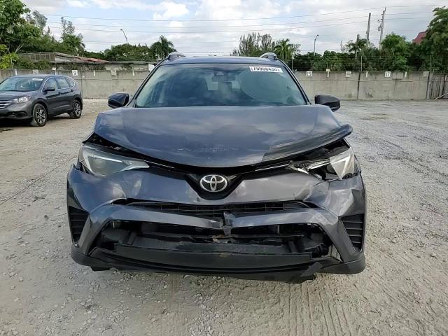 2017 Toyota RAV 4 - Image 14