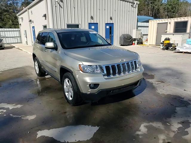 2012 Jeep Grand Cherokee - Image 13