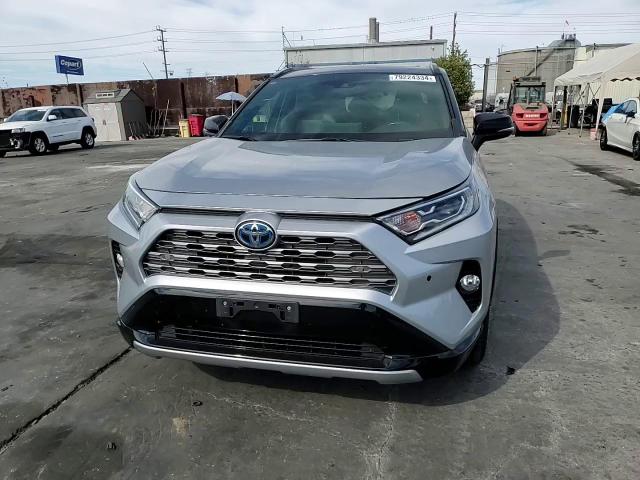 2019 Toyota RAV 4 - Image 12