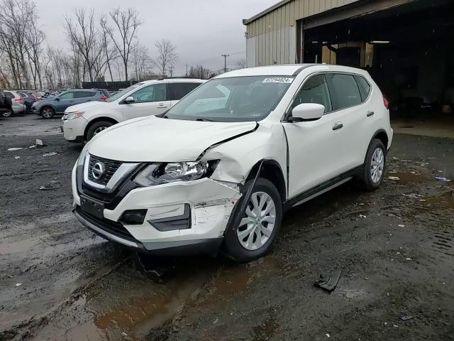 2017 Nissan Rogue - Image 14