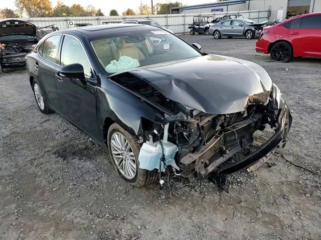 2017 Lexus ES - Image 11