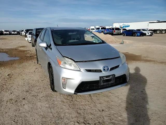 2013 Toyota Prius - Image 10