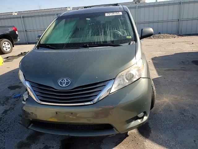 2011 Toyota Sienna - Image 11
