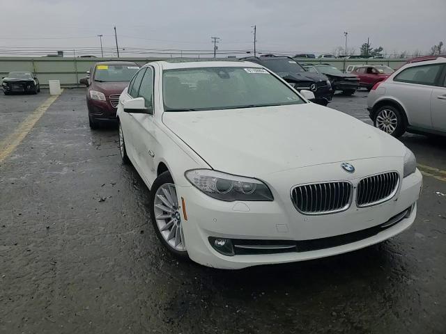 2013 BMW 5er - Image 11