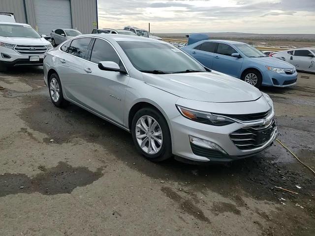 2019 Chevrolet Malibu - Image 13
