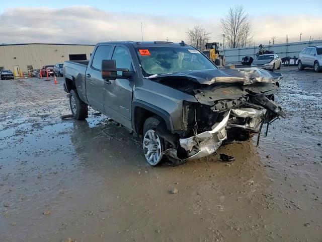 2015 Chevrolet Silverado - Image 11