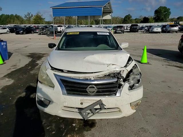 2014 Nissan Altima - Image 11