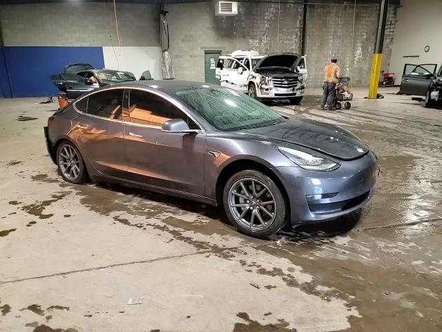 2019 Tesla Model 3 VIN: 5YJ3E1EA2KF396166 Lot: 79737964