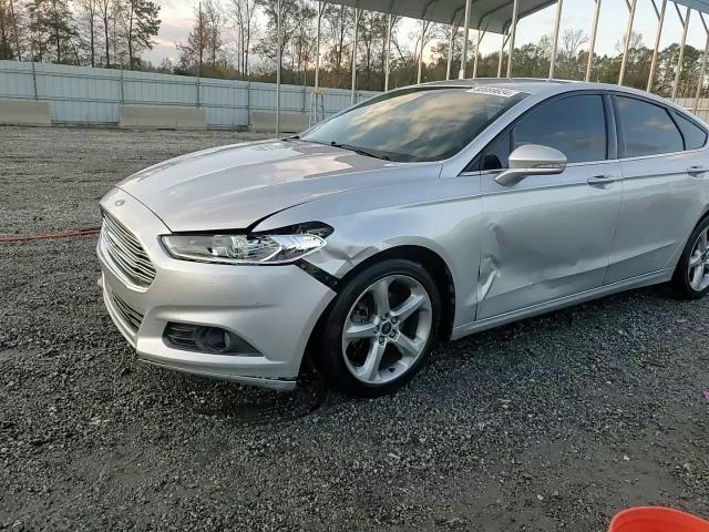 2016 Ford Fusion - Image 13