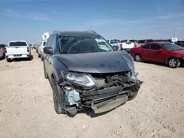 2018 Nissan Rogue - Image 11