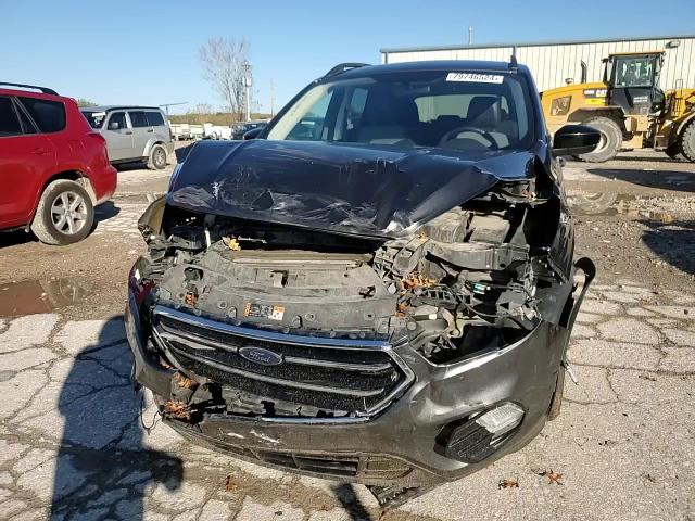 2017 Ford Escape - Image 11