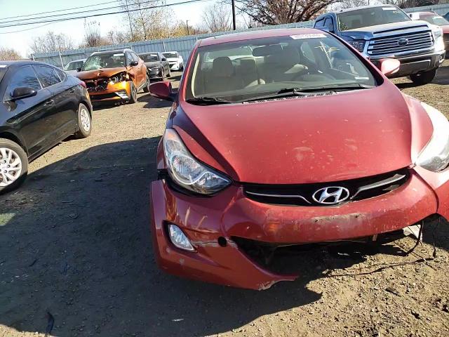 2012 Hyundai Elantra - Image 11
