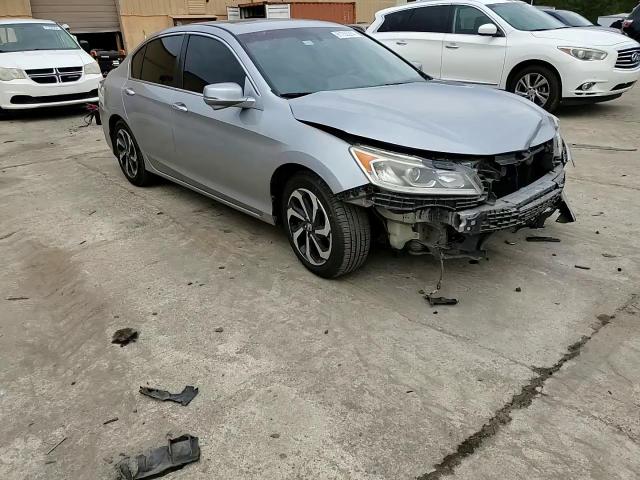 2017 Honda Accord - Image 10