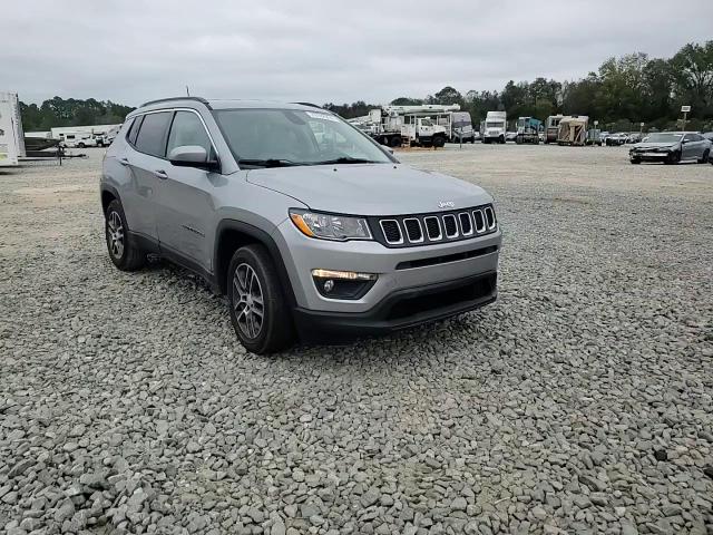 2017 Jeep Compass Latitude VIN: 3C4NJCBBXHT647829 Lot: 79162904