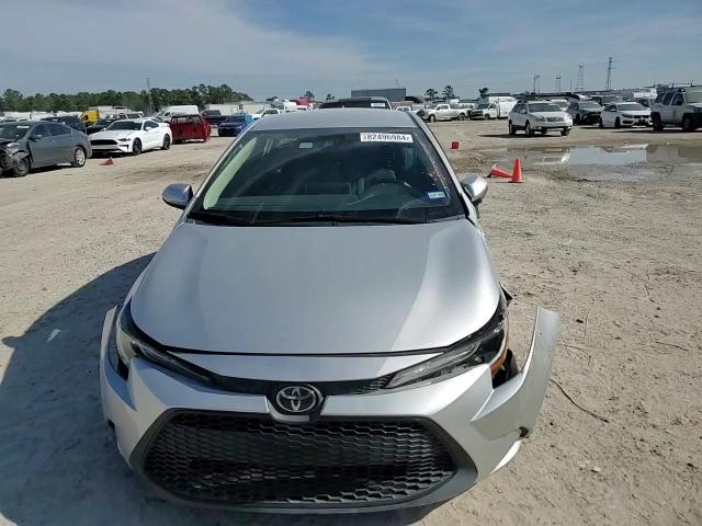 2020 Toyota Corolla - Image 11